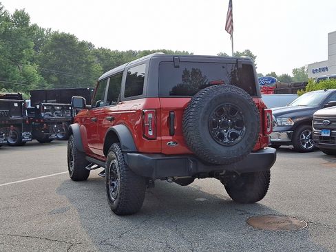 Certified 2024 Ford Bronco Wildtrak image 8