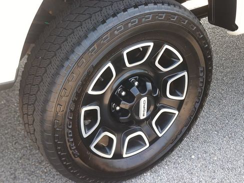 Used 2025 Ford F350 Platinum AWD/4WD image 9