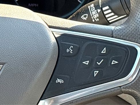 Used 2020 Chevrolet Malibu LS image 18