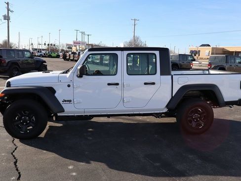 New 2026 Jeep Gladiator Sport image 18