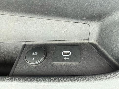 Used 2022 Ford Transit 250 Low Roof AWD image 47