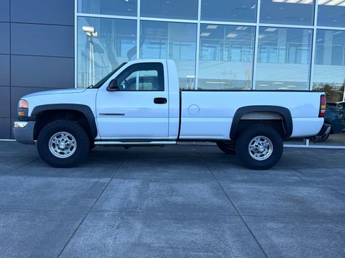 Used 2005 GMC Sierra 2500 W/T image 6