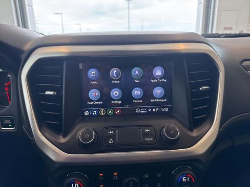 Used 2023 GMC Acadia SLT w/ Elevation Edition FWD image 18