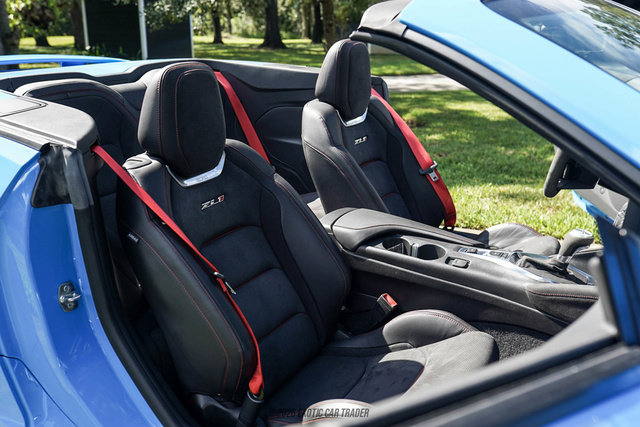 Used 2022 Chevrolet Camaro ZL1 RWD image 71