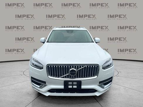 Used 2023 Volvo XC90 B5 Plus w/ Protection Package Premier AWD/4WD image 8