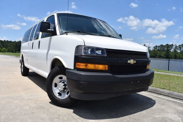 Used 2022 Chevrolet Express 3500 LS RWD image 1