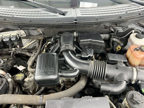 Used 2010 Ford F150 Lariat AWD/4WD image 23