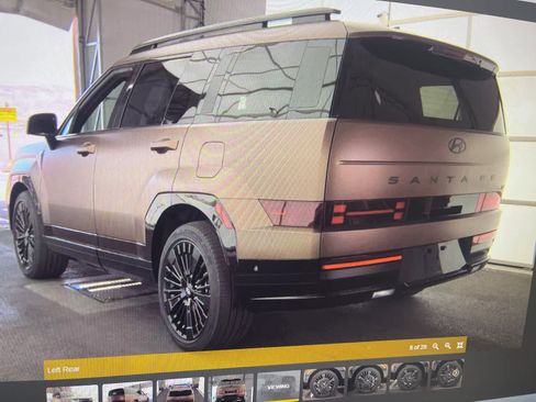 Used 2025 Hyundai Santa Fe Calligraphy AWD/4WD image 7
