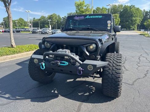 Used 2017 Jeep Wrangler Unlimited Sport w/ Quick Order Package 24S AWD/4WD image 3