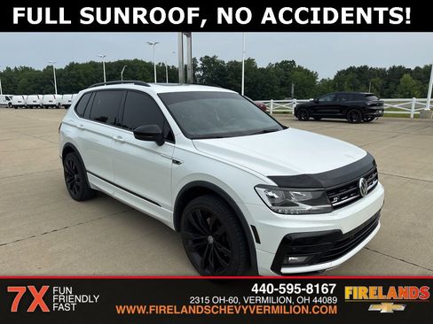Used 2020 Volkswagen Tiguan SE R-Line image 8
