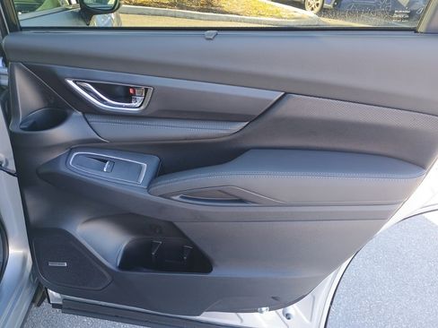 Certified 2025 Subaru Ascent Limited w/ Popular Package #2 image 21