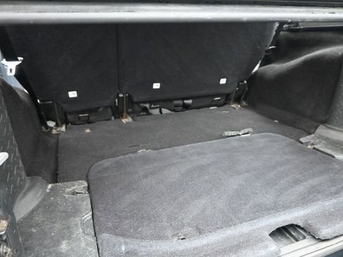 Used 2016 Jeep Wrangler Unlimited Sport w/ Connectivity Group image 18