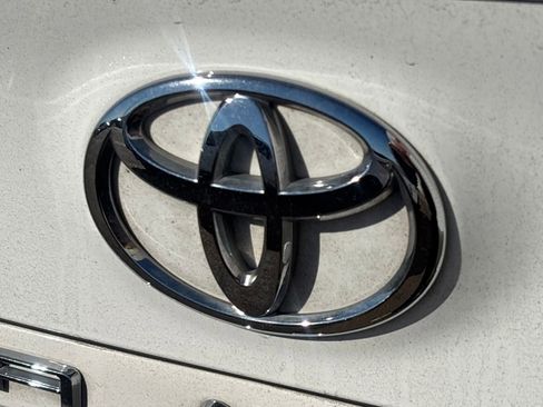 Used 2023 Toyota Camry SE image 29