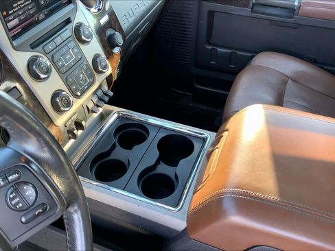 Used 2015 Ford F250 Platinum image 16