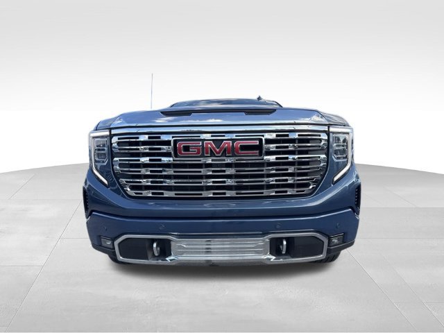 Used 2026 GMC Sierra 1500 Denali AWD/4WD image 3
