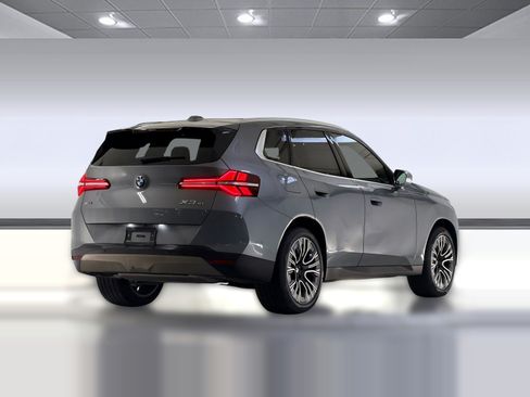 Used 2025 BMW X3 xDrive30i w/ Convenience Package AWD/4WD image 8