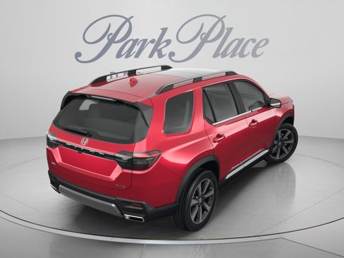 Used 2023 Honda Pilot Elite image 6