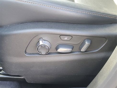 Certified 2023 Cadillac XT4 Sport image 7