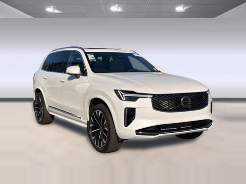 New 2026 Volvo XC90 T8 Plus w/ Protection Package image 7