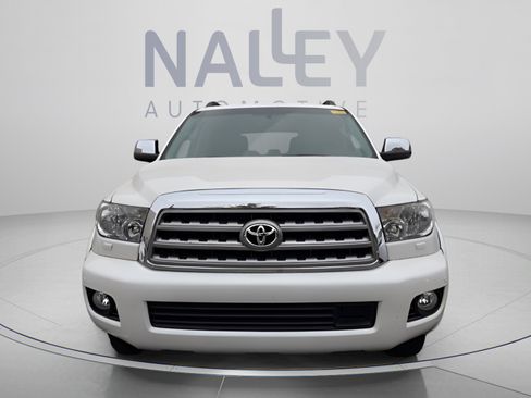 Used 2017 Toyota Sequoia Platinum AWD/4WD image 1