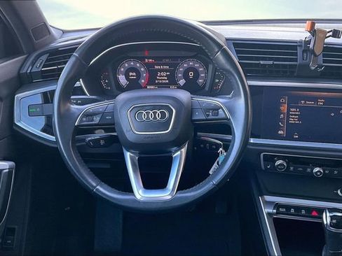Used 2020 Audi Q3 2.0T Premium AWD/4WD image 5