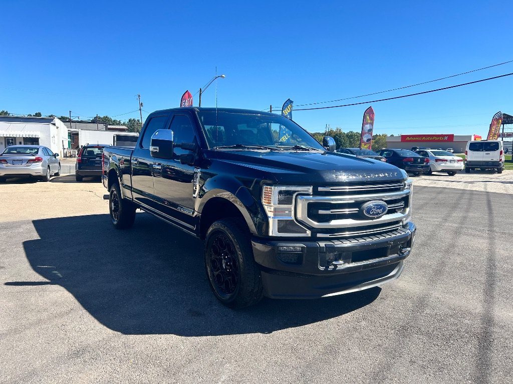 Used 2020 Ford F250 Platinum w/ FX4 Off-Road Package AWD/4WD image 3