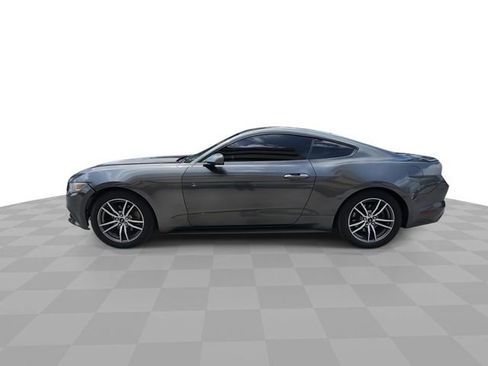 Used 2016 Ford Mustang Coupe RWD image 5