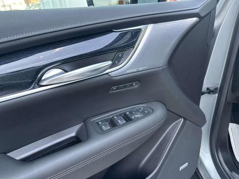 Certified 2025 Cadillac XT5 Premium Luxury w/ Technology Package image 15