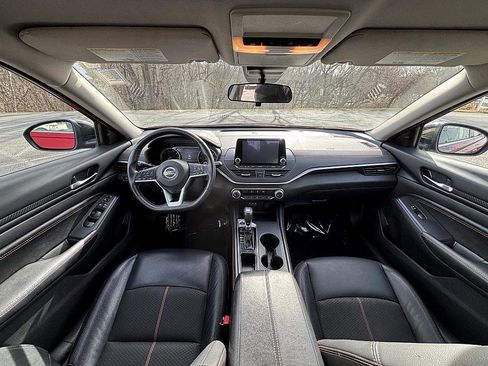 Certified 2022 Nissan Altima 2.5 SR image 18