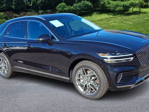 Used 2025 Genesis GV70 2.5T Advanced w/ Advanced Package image 2