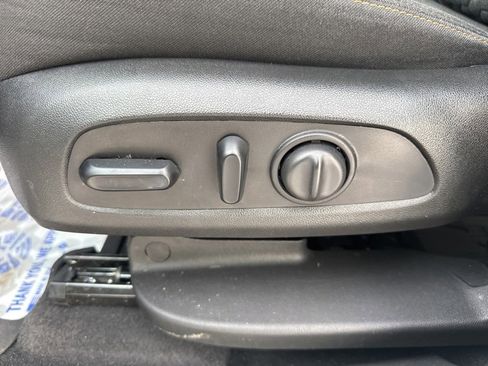 Certified 2021 Chevrolet Equinox LT image 21