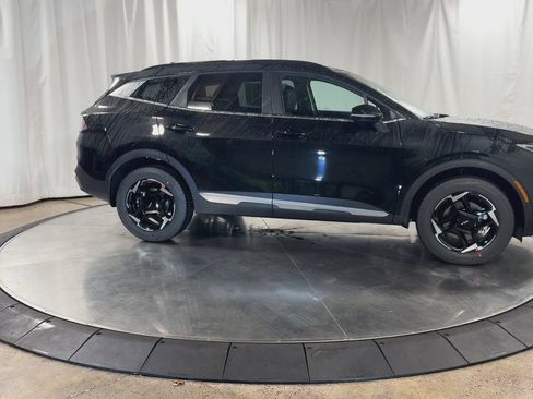 New 2026 Kia Sportage EX AWD/4WD image 2