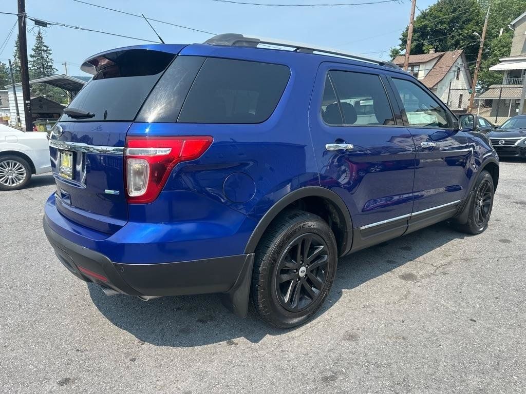 Used 2015 Ford Explorer XLT w/ Equipment Group 201A AWD/4WD image 5