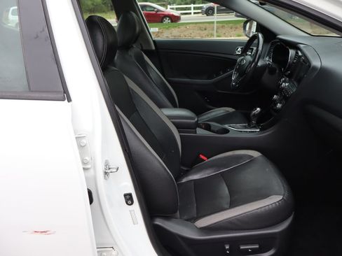 Used 2013 Kia Optima EX FWD image 22