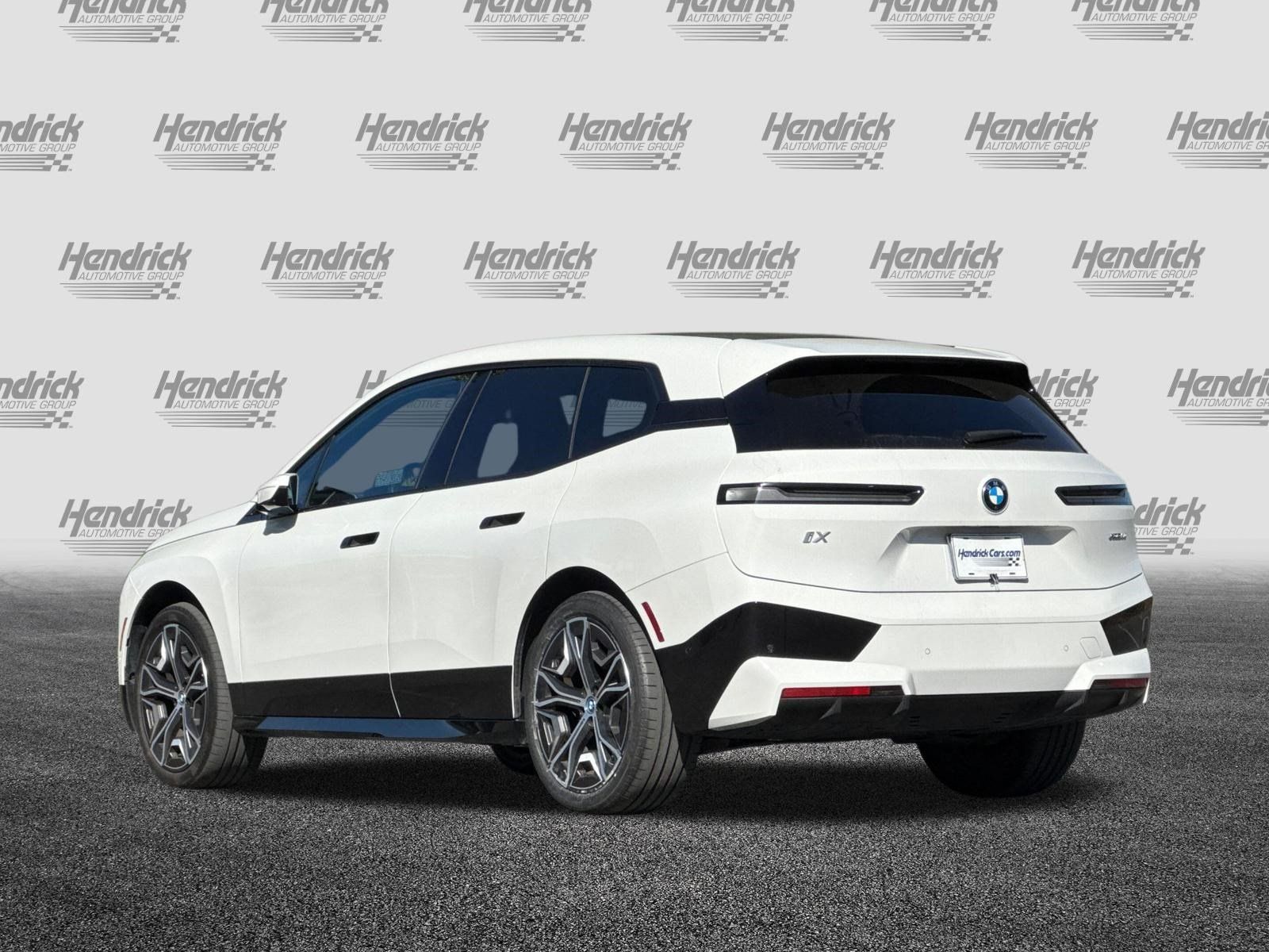 Certified 2024 BMW iX xDrive50 w/ Sport Package AWD/4WD image 7