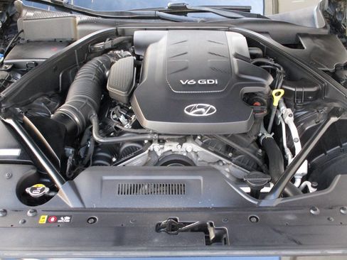 Used 2015 Hyundai Genesis 3.8 w/ Option Group 04 image 27