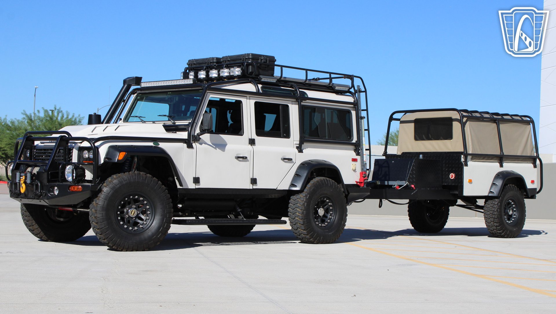 Used 1993 Land Rover Defender 110 AWD/4WD image 3