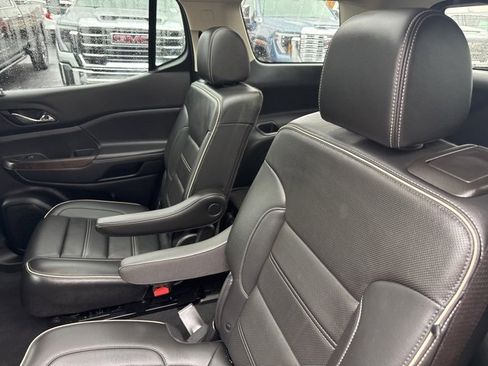Used 2023 GMC Acadia Denali w/ Black Diamond Edition image 27