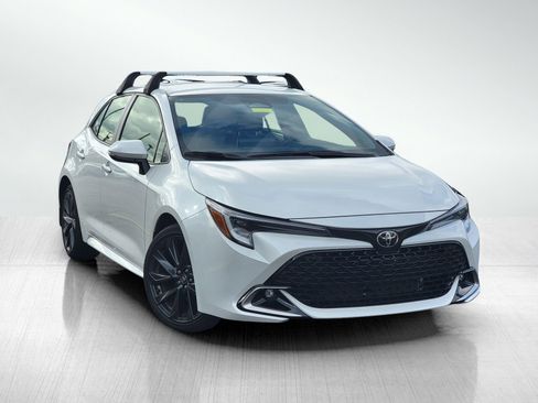 Used 2023 Toyota Corolla XSE image 3