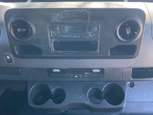 Used 2019 Mercedes-Benz Sprinter 144 image 22