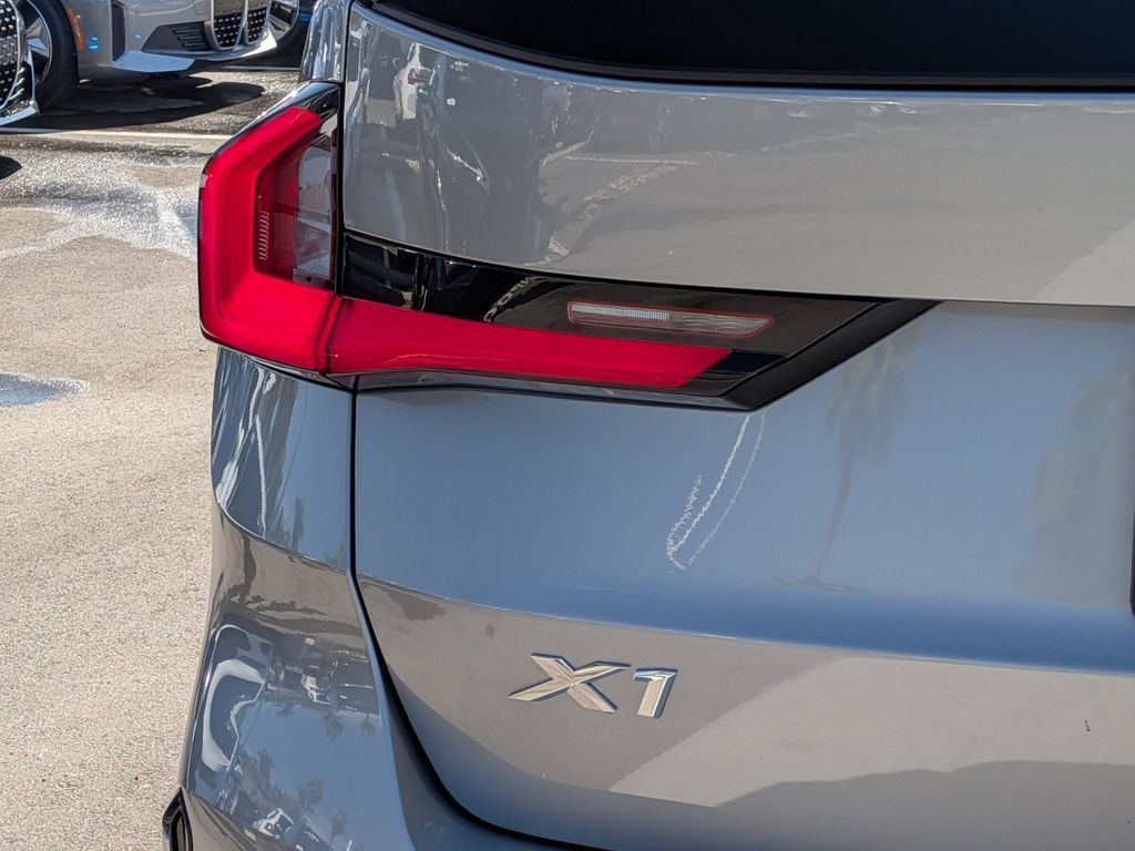 Certified 2025 BMW X1 xDrive28i AWD/4WD image 21