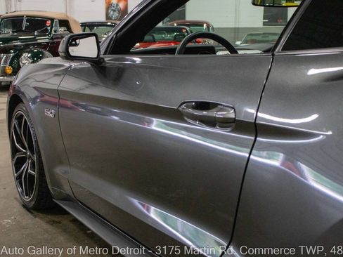 Used 2017 Ford Mustang GT Premium RWD image 22