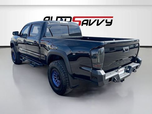 Used 2023 Toyota Tacoma TRD Off-Road w/ Black Out Package (TMS) AWD/4WD image 5