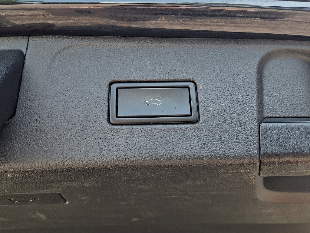 Used 2019 Volkswagen Atlas SEL AWD/4WD image 28
