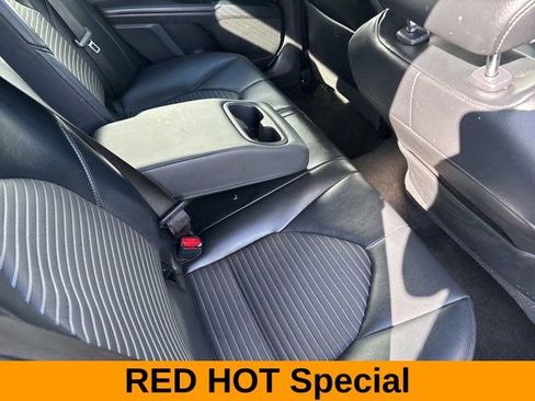 Used 2020 Toyota Camry SE image 30