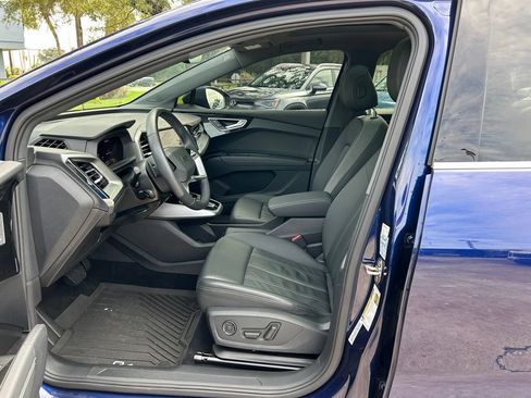 Used 2023 Audi Q4 e-tron Prestige AWD/4WD image 23