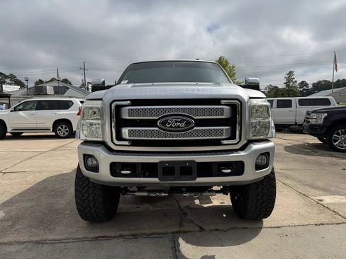 Used 2015 Ford F250 Platinum w/ FX4 Off-Road Package image 9