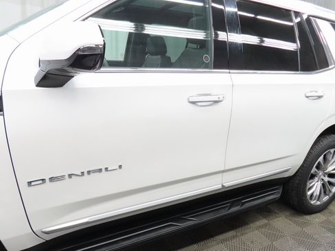 Used 2023 GMC Yukon Denali image 47