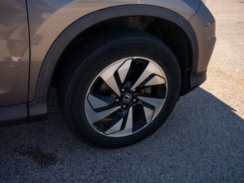 Used 2016 Honda CR-V Touring image 9