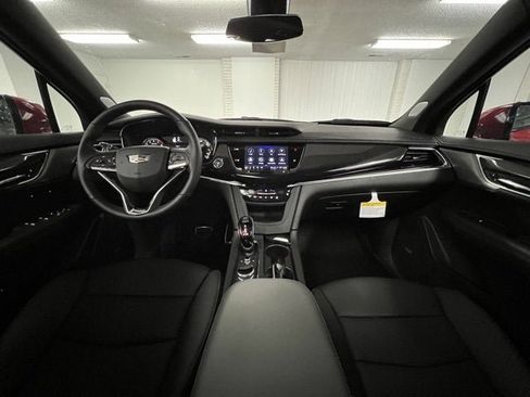New 2025 Cadillac XT6 Sport w/ LPO, Floor Liner Package image 17